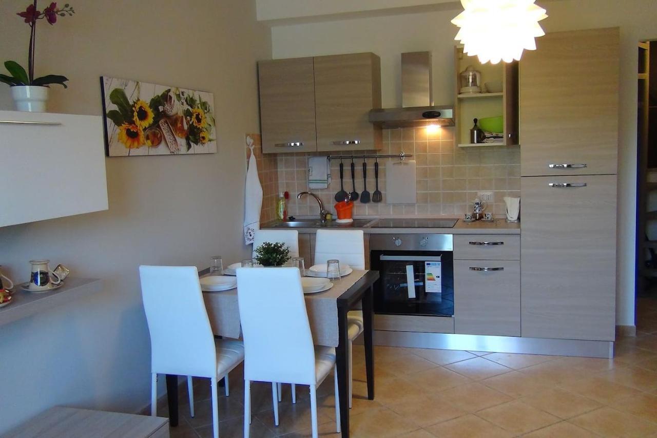 Relax Sul Lago Apartment เจนซาโน ดิ โรมา ภายนอก รูปภาพ