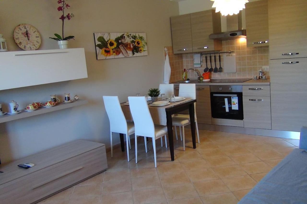 Relax Sul Lago Apartment เจนซาโน ดิ โรมา ภายนอก รูปภาพ